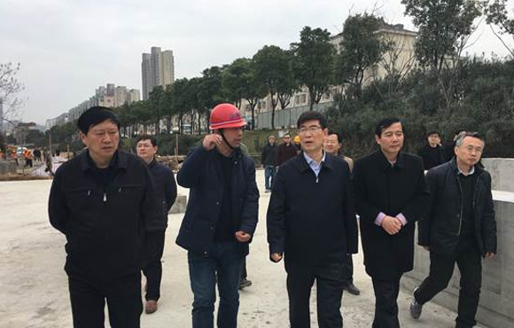 ͭ������ί������͵����Ӳ�ͭ���к�ɰ��ˮϵ��������