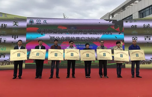 ����������Ϫ��ˮ���������������Ϸ������ν������ء���