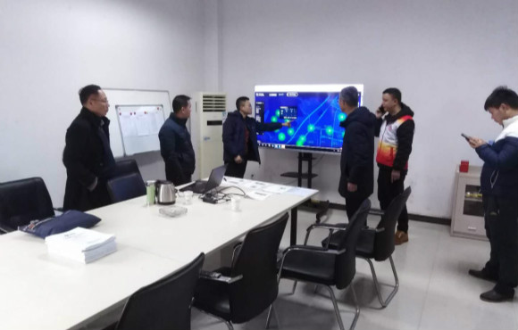 һ��սһ���ߡ�| ������ ���ǵļ����ö���Խ����ů