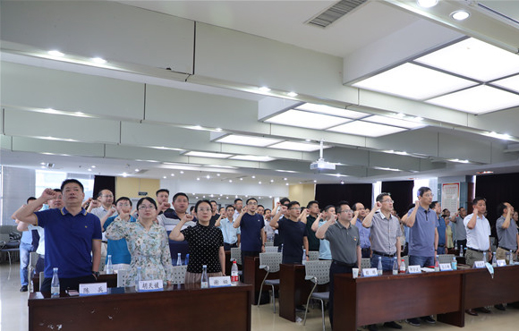 �������ĸ����� �������������