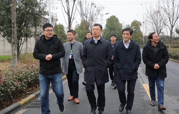 �´�ο���;�ע �徲�������ɿ�