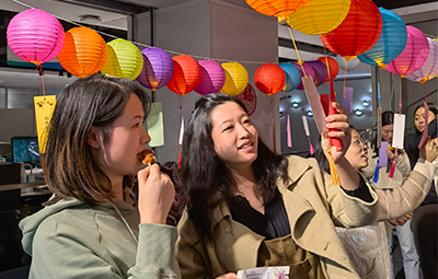 ��Ԫ��������Ԫ���������˶�