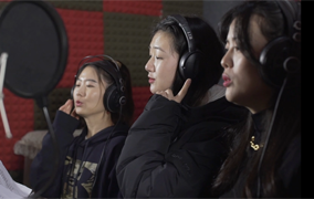 ��������