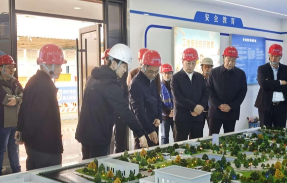 ������һ�и���ˮ�ص����ص���Ŀ